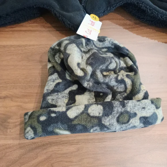 Cat & Jack Black and Camouflage Kids Hats - Picture 2 of 3